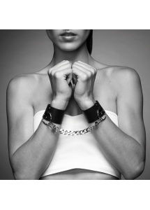 Kajdanki skórzane - Bijoux Indiscrets Maze Wide Cuffs Czarny