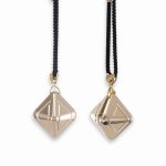 Lockink - Dyskretny Wibrator Kostka Wibracyjna Naszyjnik 2.0 Złota