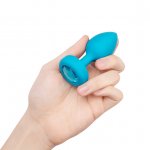 Korek analny wibrujący z klejnotem - B-Vibe Vibrating Jewel Plug S/M Niebieski