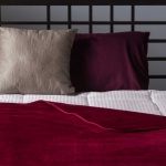 Narzuta zabezpieczająca - Liberator Fascinator Throe Merlot  