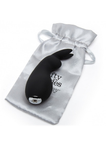 Pękaty masażer łechtaczki - Fifty Shades of Grey Greedy Girl Rechargeable Clitoral Rabbit Vibrator  