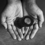 Silikonowy pierścień na penisa pogrubiający - Velv'Or Rooster Ivar Knot Design Cock Ring  