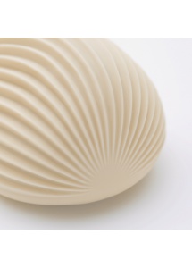 Stymulator łechtaczki z najdelikatniejszego silikonu na rynku - Iroha by Tenga Kushi Vibrator 