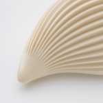 Stymulator łechtaczki z najdelikatniejszego silikonu na rynku - Iroha by Tenga Kushi Vibrator 