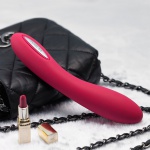 Wibrator ogrzewający - Svakom Leslie Heating Vibrator Czerwony